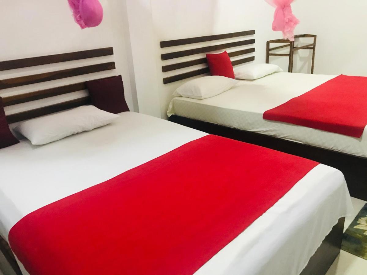 Geethani Tourist Home Polonnaruwa Bagian luar foto
