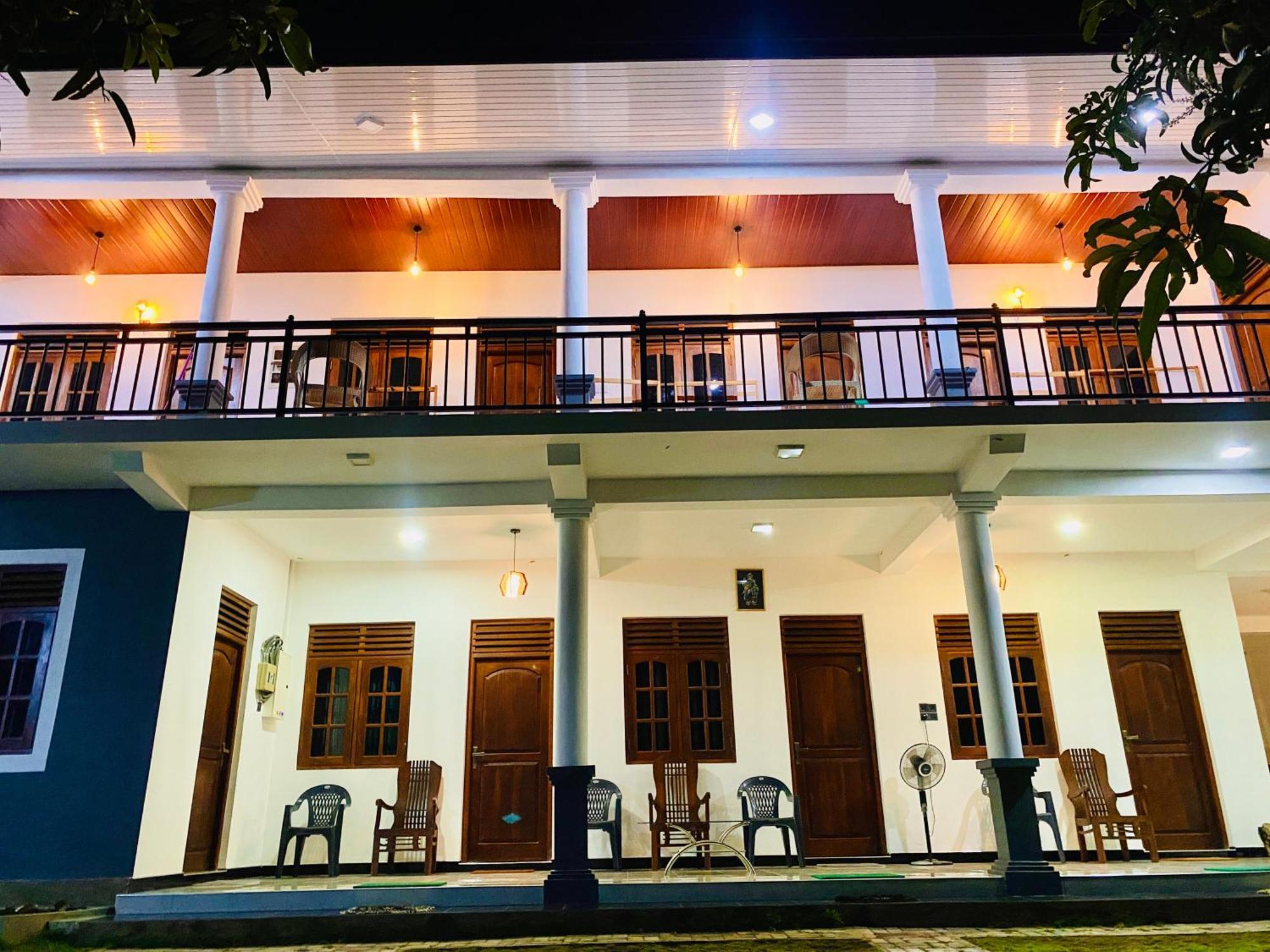 Geethani Tourist Home Polonnaruwa Bagian luar foto
