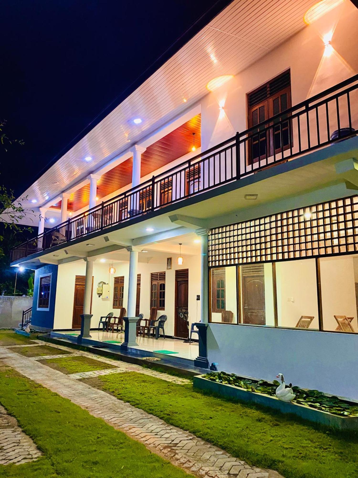 Geethani Tourist Home Polonnaruwa Bagian luar foto