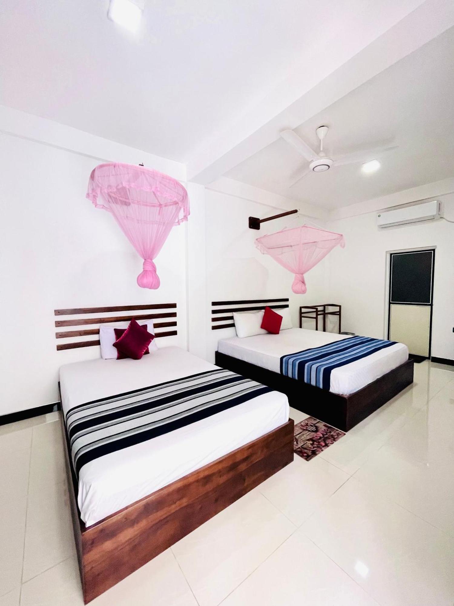 Geethani Tourist Home Polonnaruwa Bagian luar foto