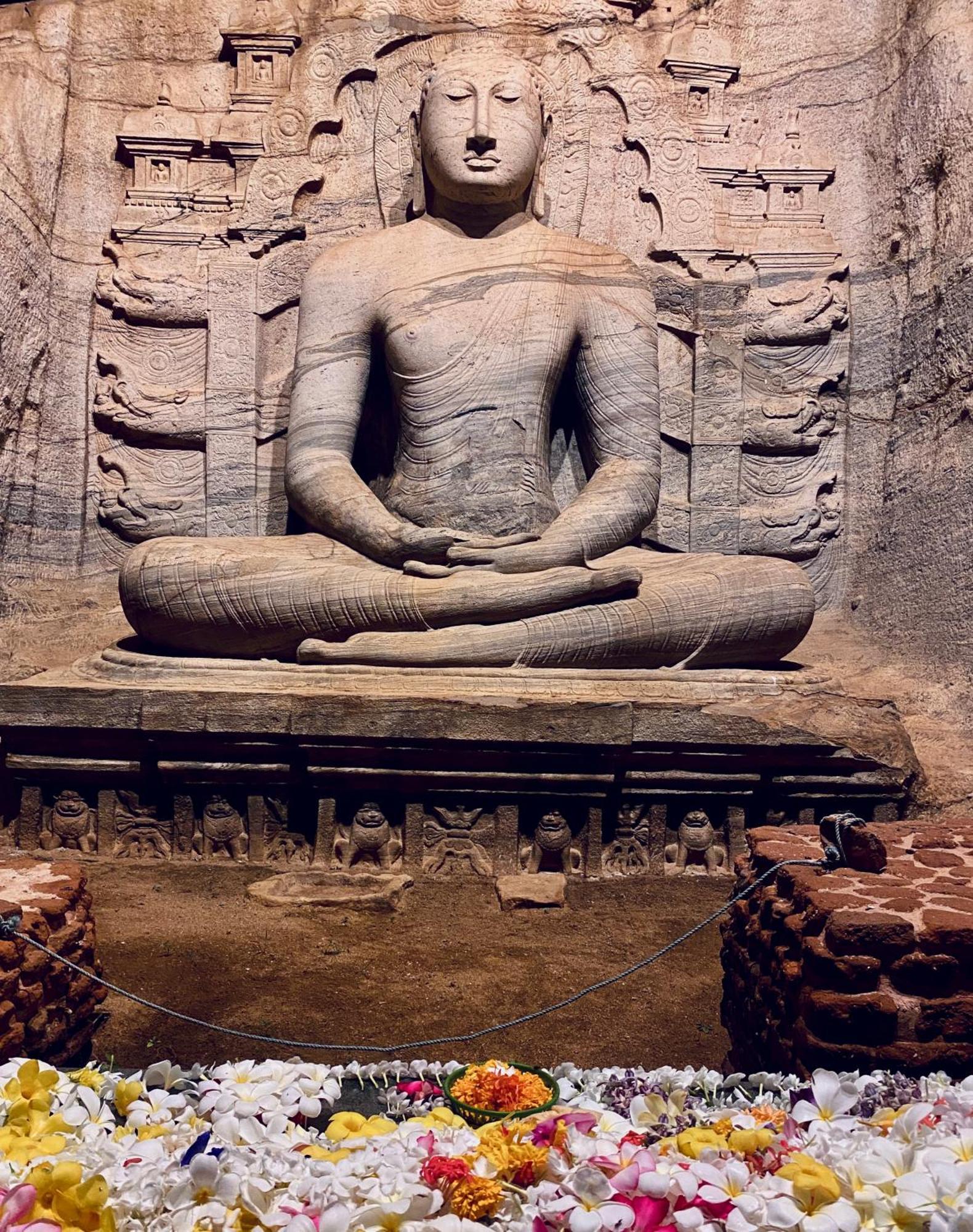 Geethani Tourist Home Polonnaruwa Bagian luar foto